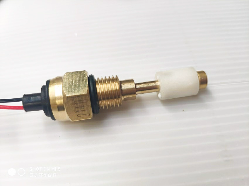 Suitable for Yutong bus parts  - Water Alarm Sensor reseña y precio