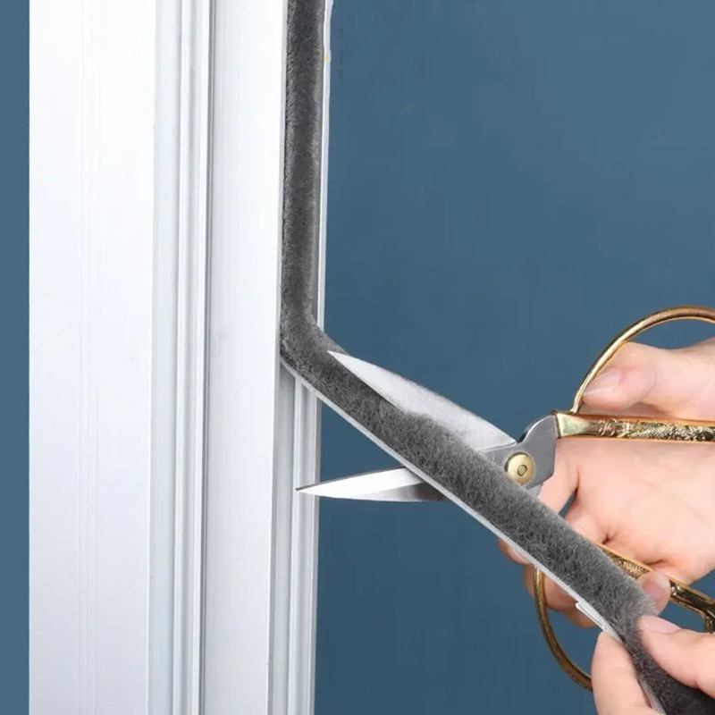 10M Self Adhesive Brush Strip  - Window Lock Bar reseña y precio